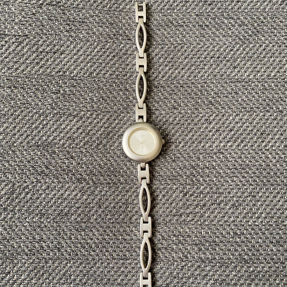 Guess Women’s Watch - Picture 3 of 6